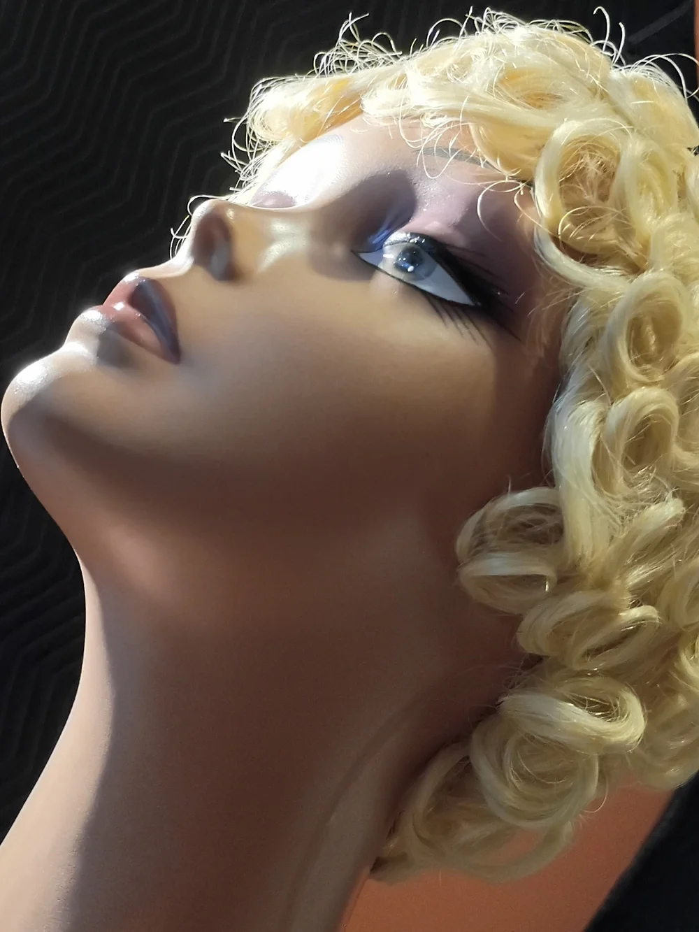 Blonde Curly Clip-In Hairpiece - Natural Blonde Styling